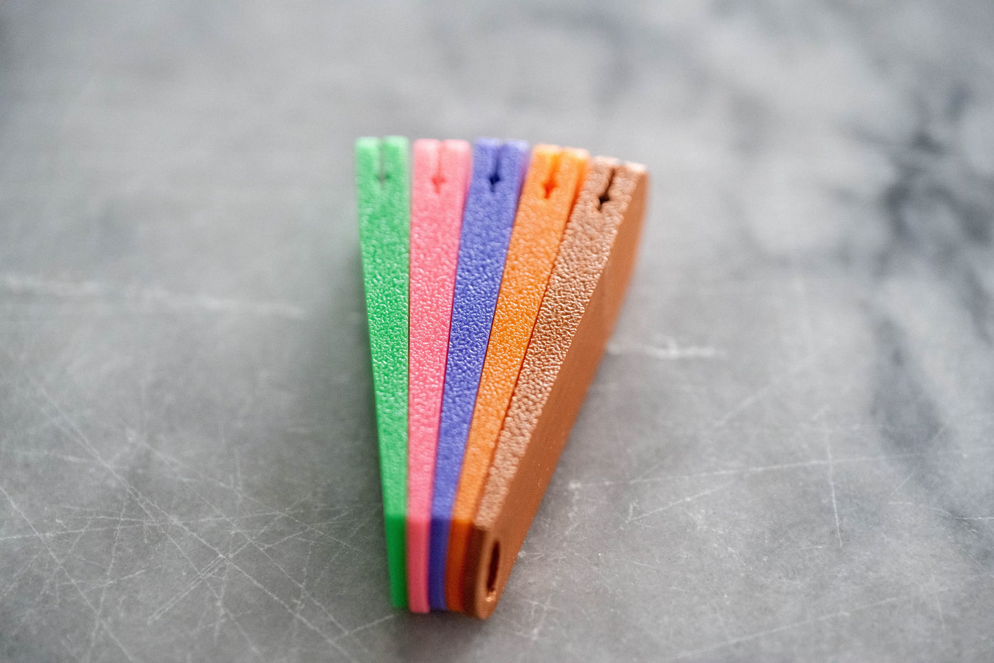 NailSafe: A Card Grabber For Long Nails