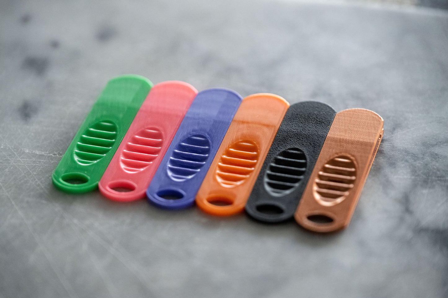 NailSafe: A Card Grabber For Long Nails