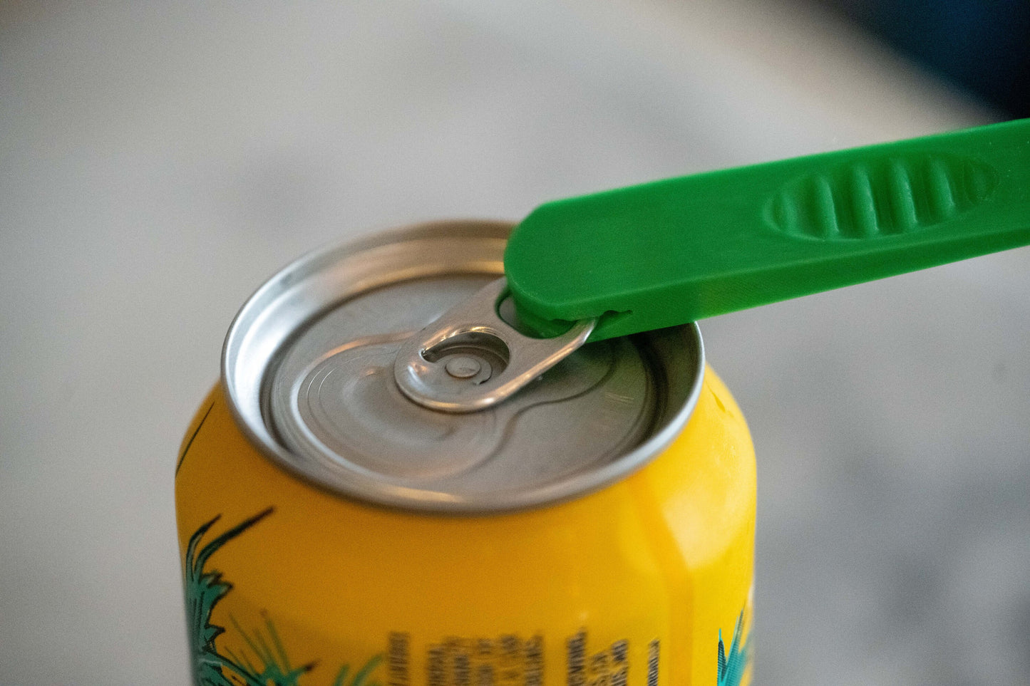 NailSafe: A Card Grabber For Long Nails